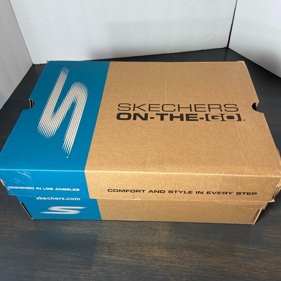 Skechers On-The-Go City 2 Cozy Vibe Boots Women’s 8.5 Navy New w/ Box - Picture 8 of 8